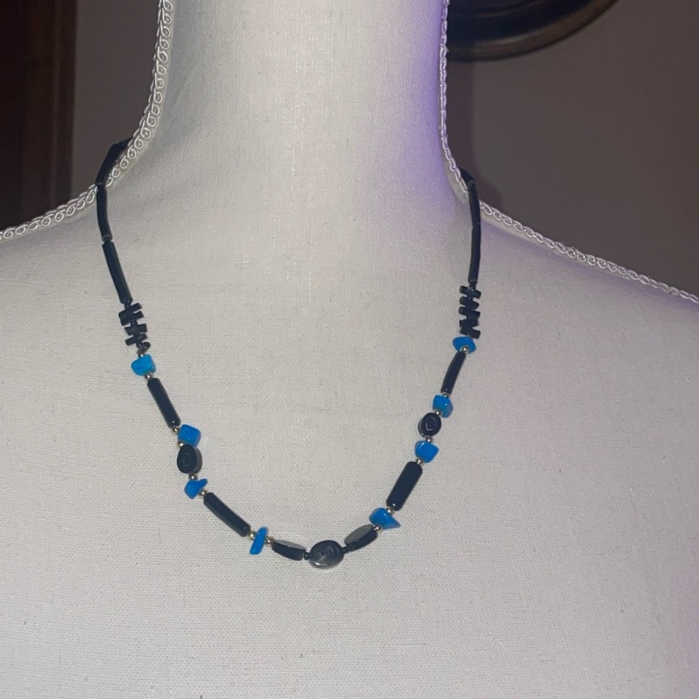 Simple black and blue necklace